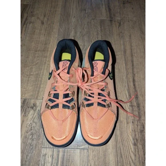 Nike Kyrie Flytrap 6 Orange Trance Yellow Strike Sneakers Men Sz 8.5 DM1125-800
